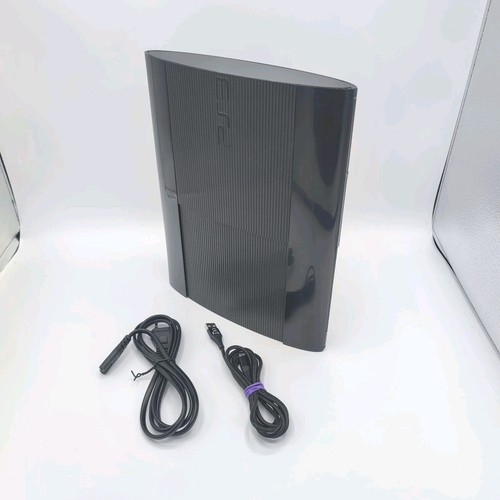 Playstation super slim - 3, nera